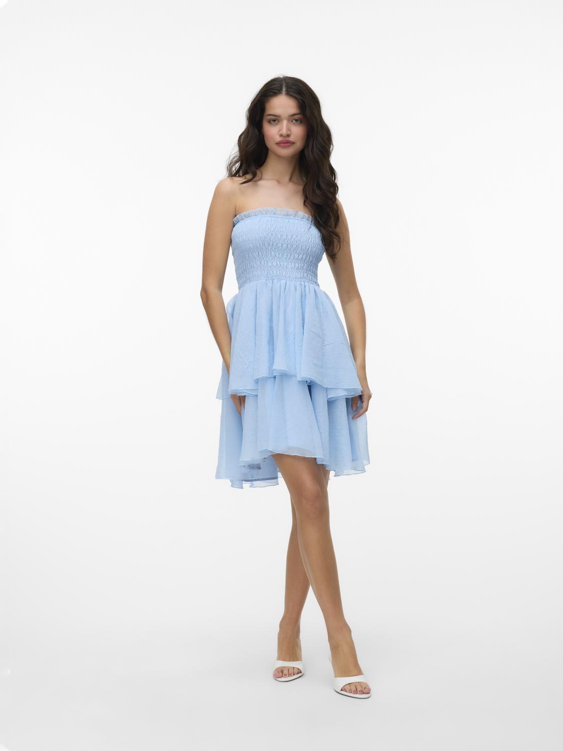 model_shot-front_full