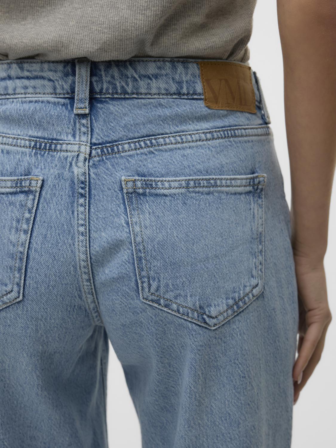 model_shot-detail
