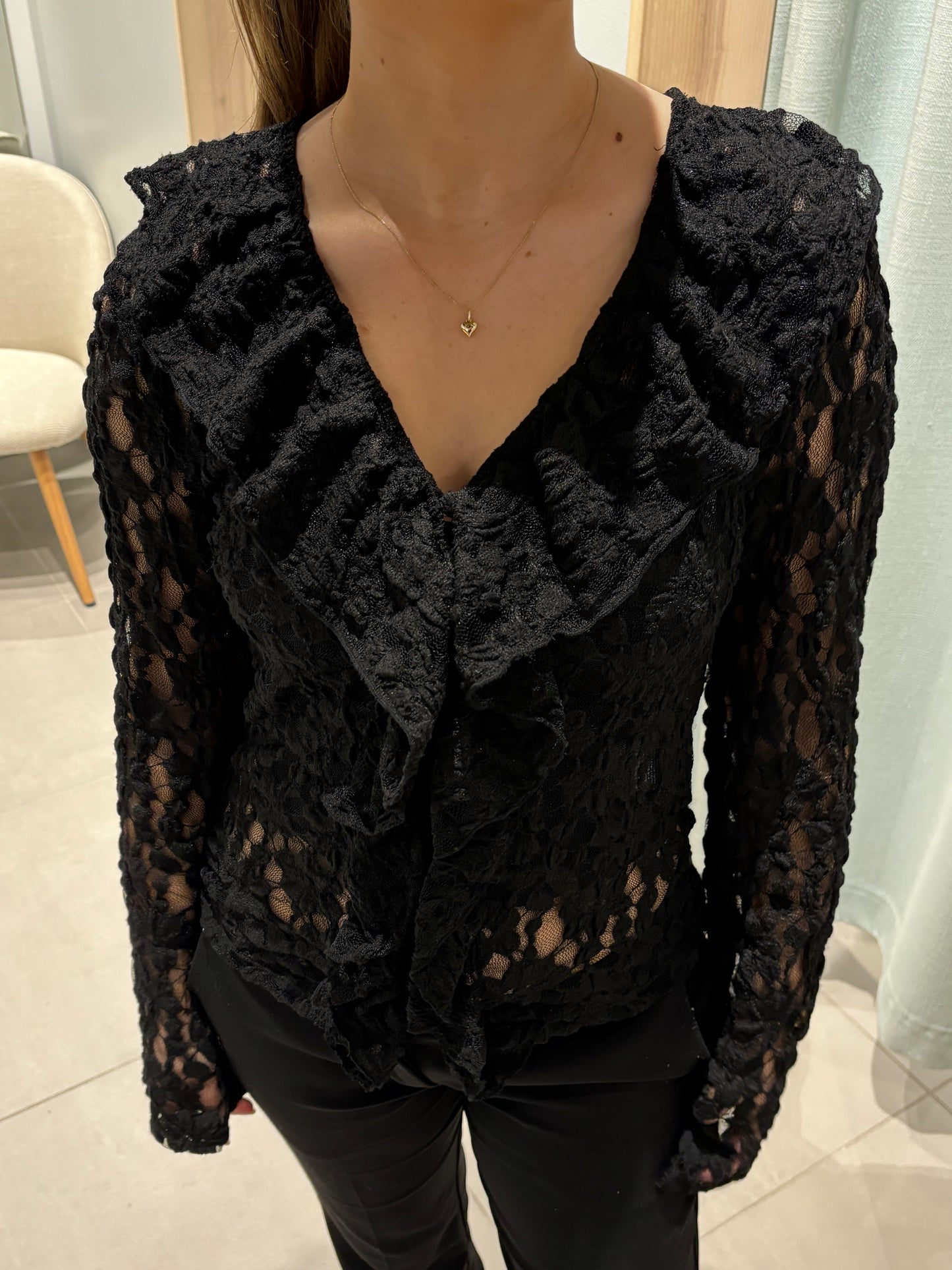 AWKIENNA Top - Black